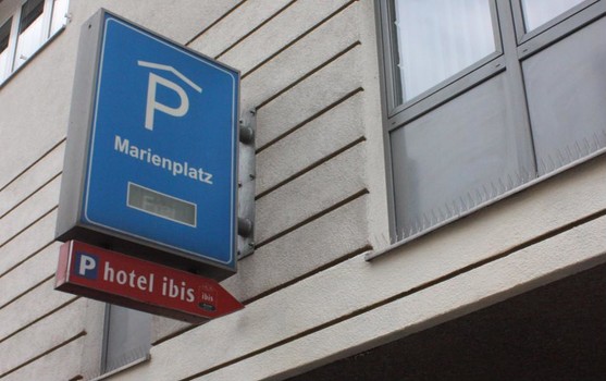 Am Marienplatz-1